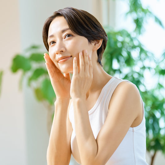 秋の乾燥シーズン到来！お肌と体を守る保湿ケア